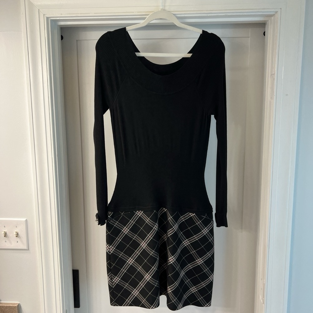White House Black Market brand, size 6.
